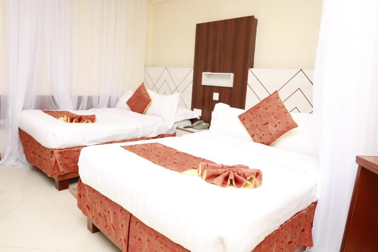 Meru Slopes Hotel Exterior foto
